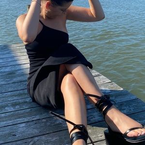 BLACK ONE SHOULDER ASYMETRICAL MID LENGTH DRESS, NASTYGAL SIZE 4, WORN ONCE